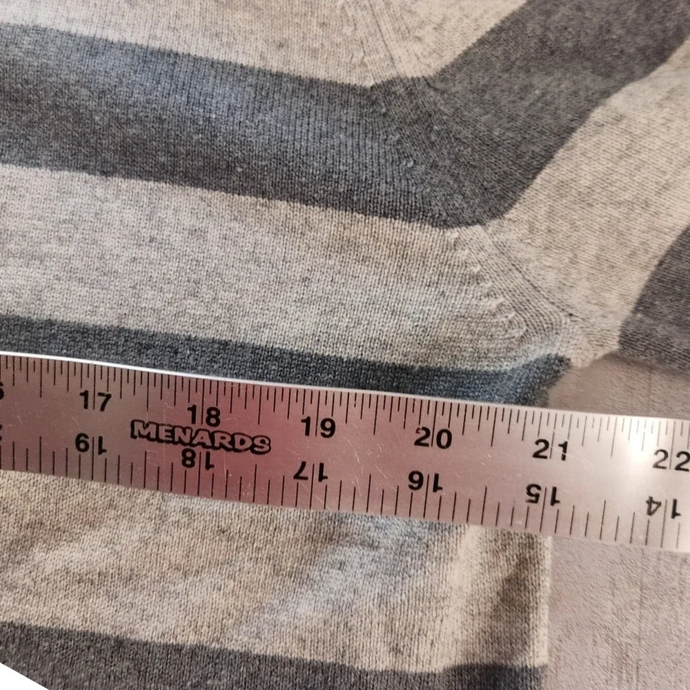 Banana Republic Sweater Mens M Grey Striped Silk Cashmere Knit Preppy Classic